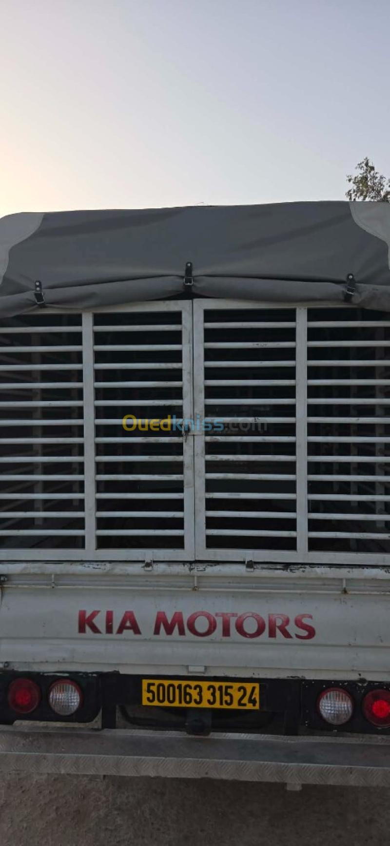 Kia K2700 2015 6