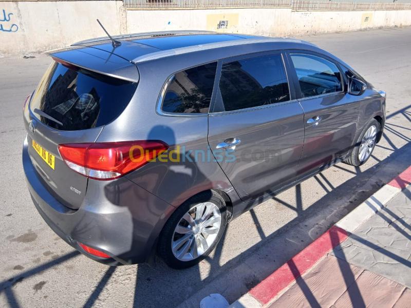 Kia Carens 2016 Luxe 9