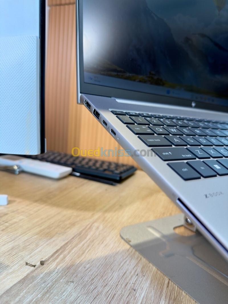 HP ZBook Firefly 16 G11 Ultra 7 165H 32Go 1To RTX A500 3