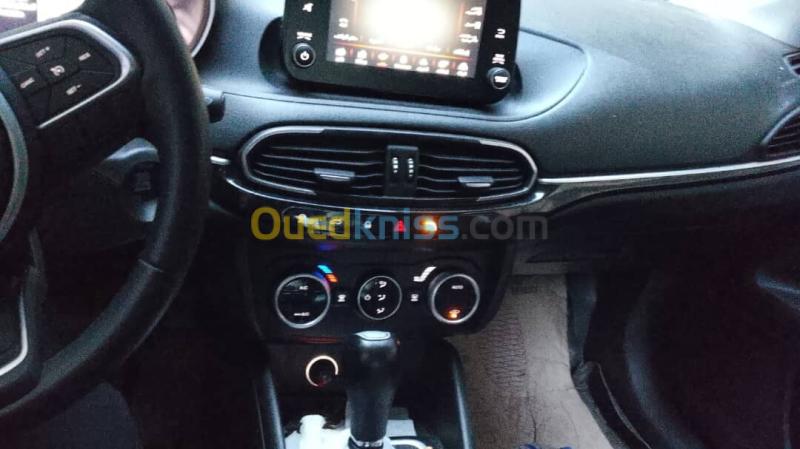Fiat Tipo Sedan 2024 Life 6