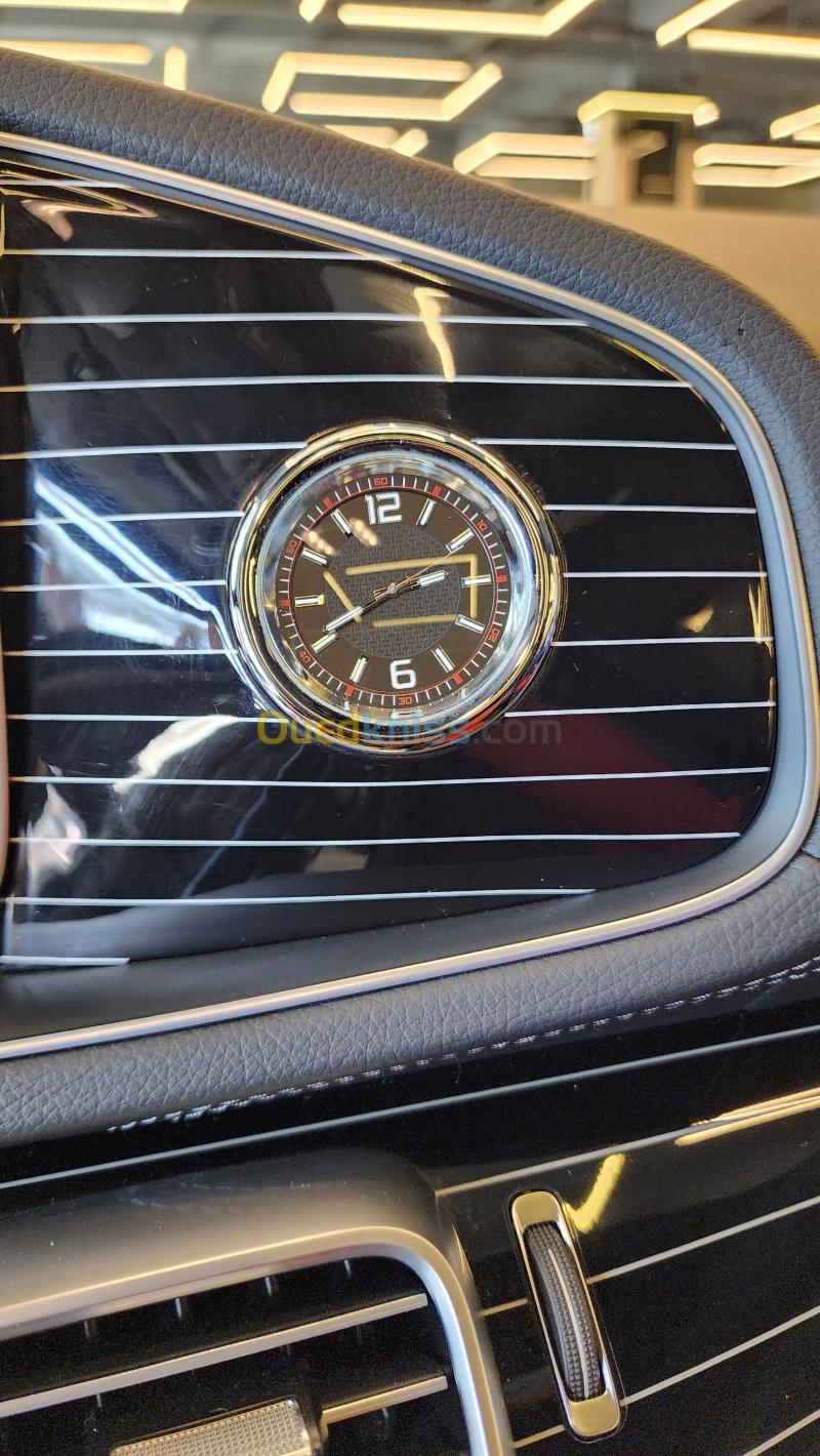 Mercedes GLE 300 2025 Amg 26
