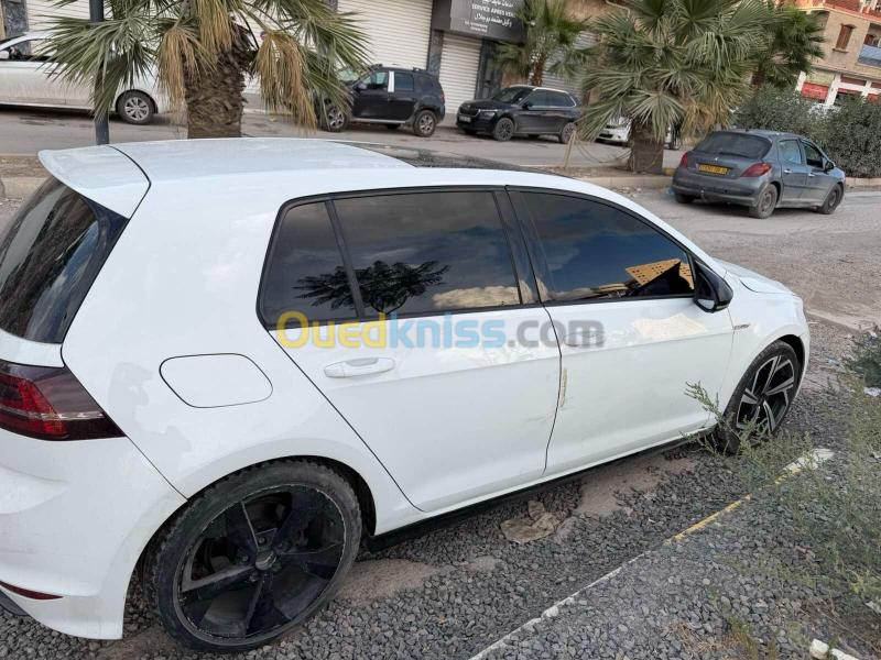 Volkswagen Golf 7 2016 Cup 2