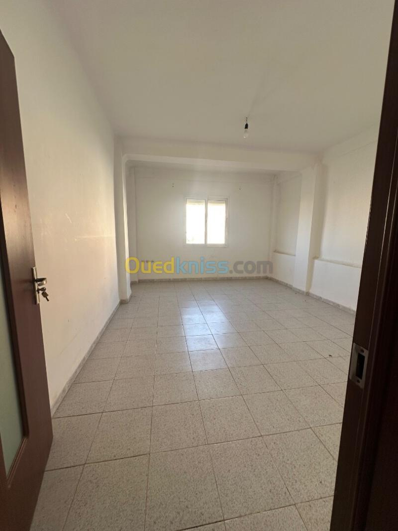 Location Appartement F3 Tipaza Kolea 4