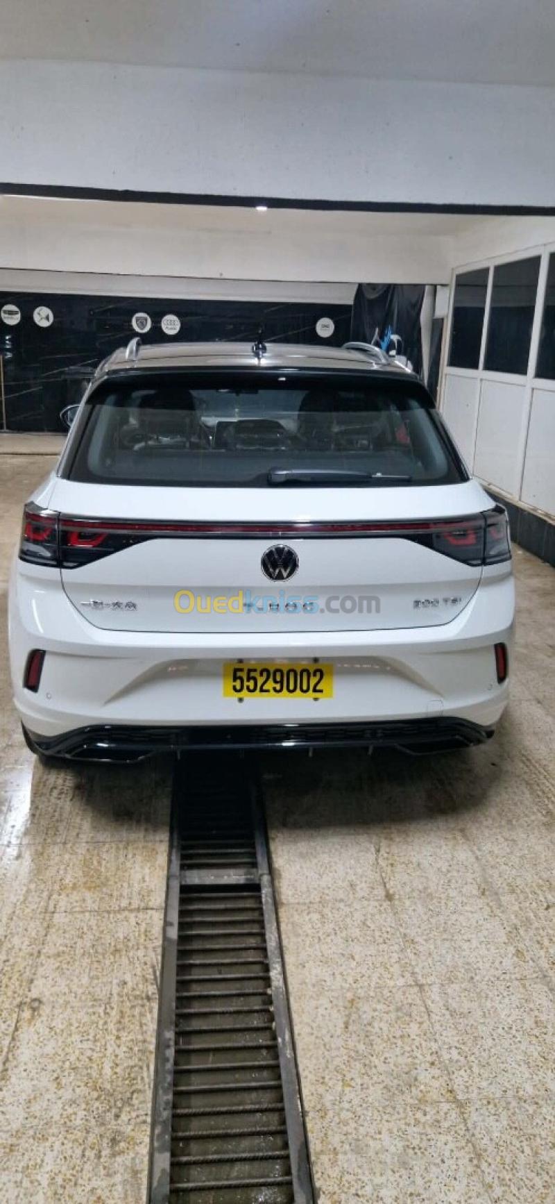 Volkswagen T-Roc 2025 R-Line  3
