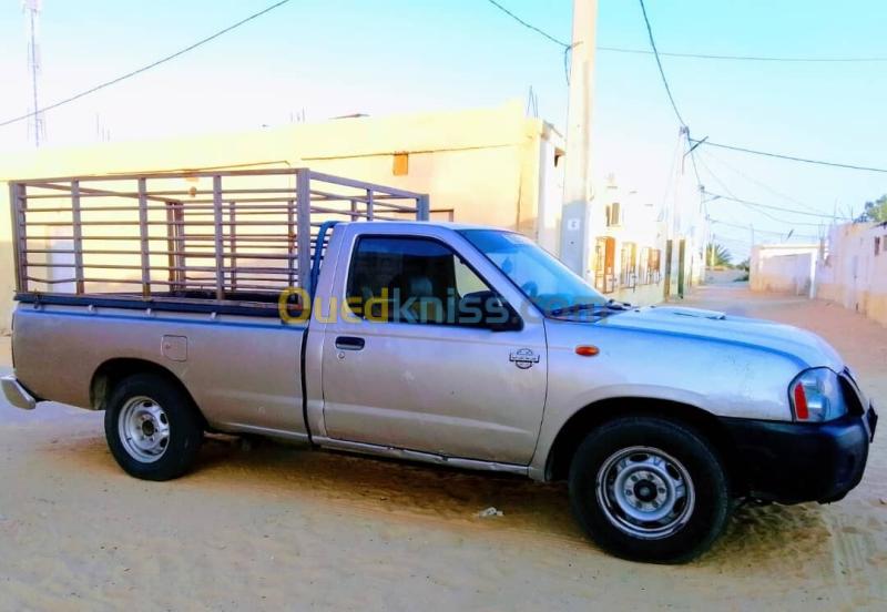 Nissan Pickup 2011 Pickup 2