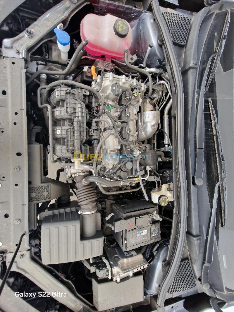 ROEWE ROEWE 2026 IS 9