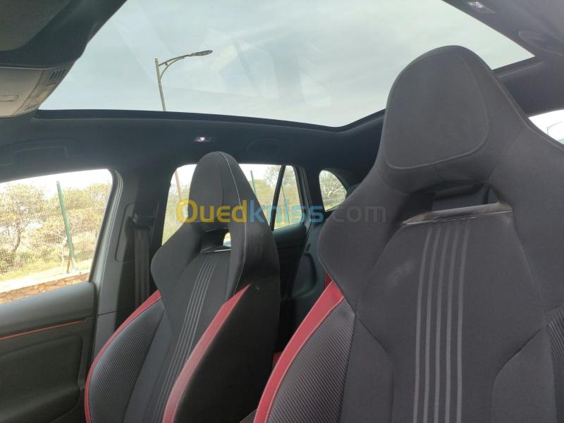 Skoda Scala  2022 Montecarlo 6