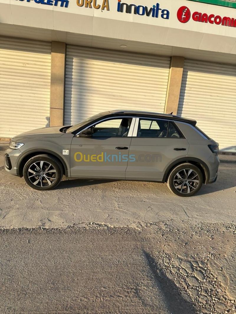Volkswagen T-Roc 2026 R- Line Edition  13
