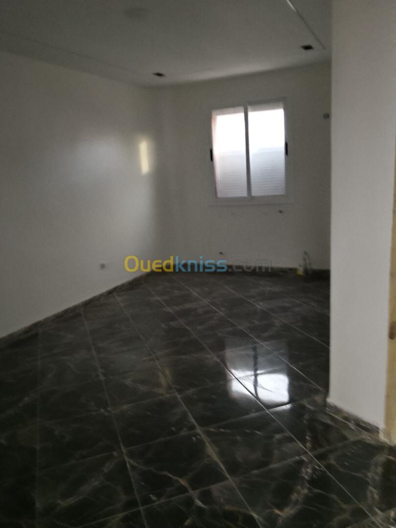 Vente Appartement F4 Jijel Jijel 3