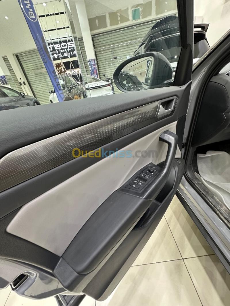 Volkswagen T-Roc 2026 R-Line  6