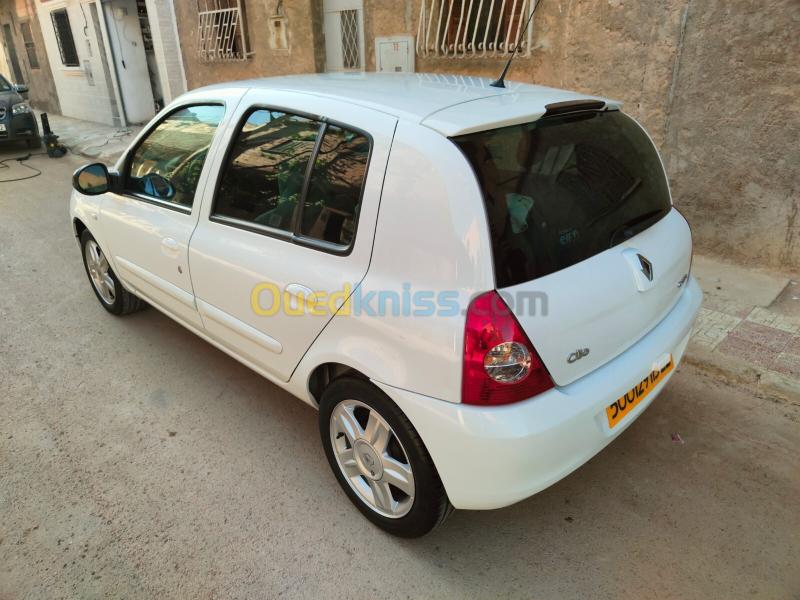 Renault Clio Campus 2015 Facelift 14