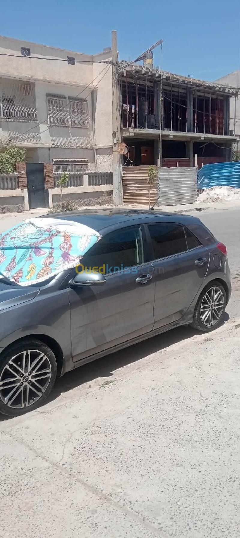 Kia Rio 2018 EX 2