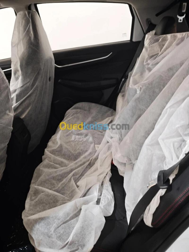 Geely GX3 PRO  2026 Livan international avec toit 6