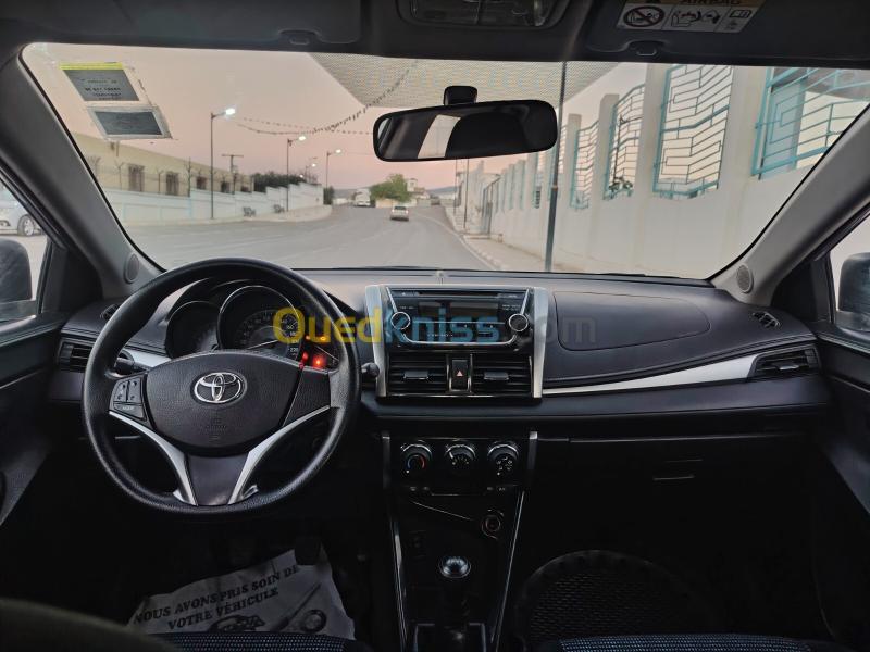 Toyota Yaris Sedan 2014 Executive 10