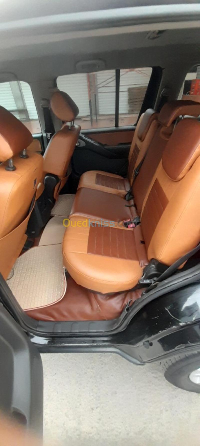 Nissan Pathfinder 2010 Pathfinder 13