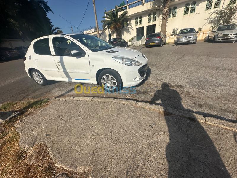Peugeot 206 Plus 2012 206 Plus 8