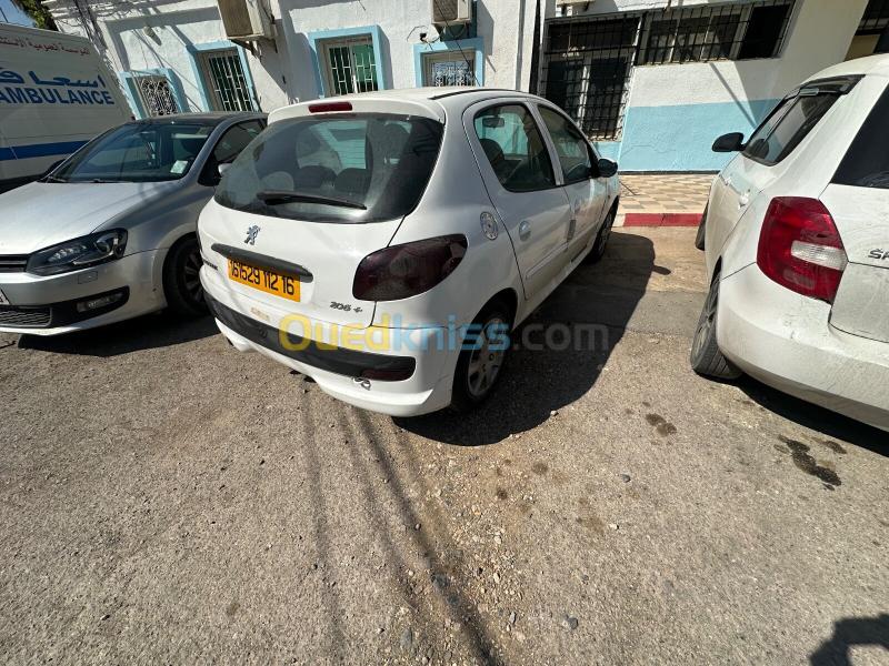 Peugeot 206 Plus 2012 206 Plus 24