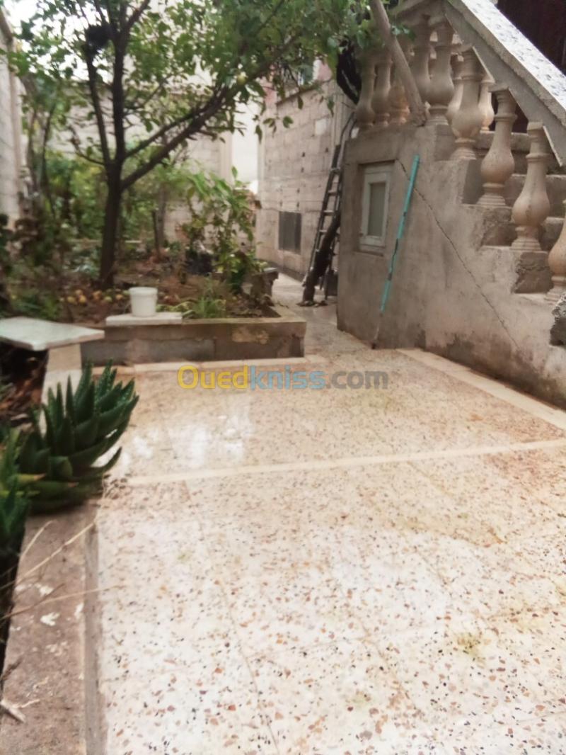 Location Appartement Niveau de villa F4 Constantine Constantine 9