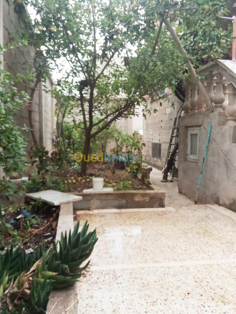 Location Appartement Niveau de villa F4 Constantine Constantine 8