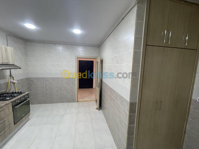 Location Appartement F4 Alger Mahelma