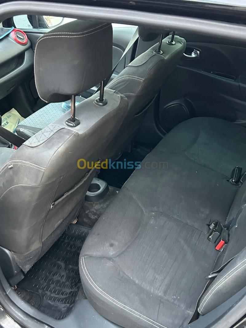 Renault Clio 4 2013 Dynamique plus 12