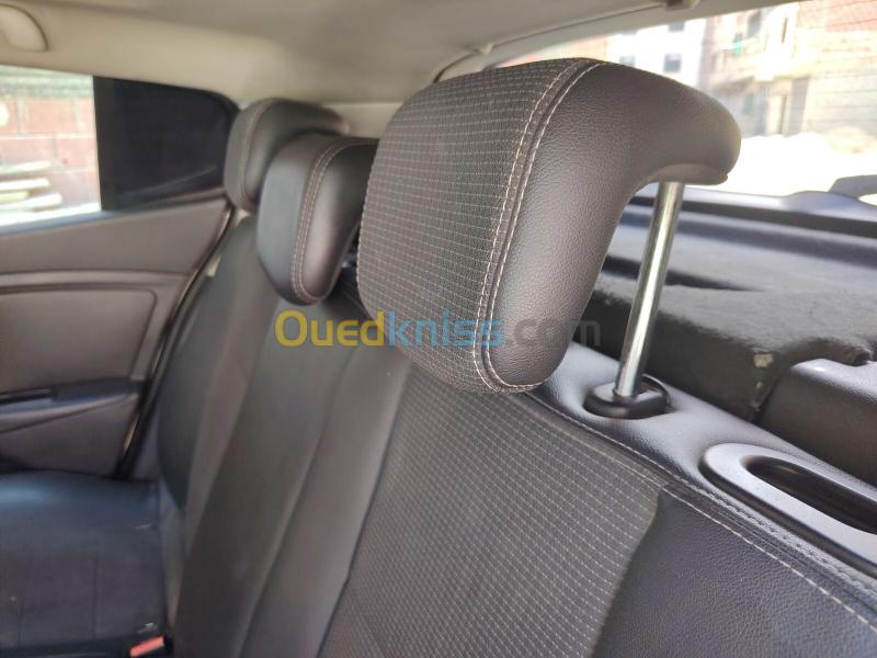 Renault Megane 3 2013 black touche 10