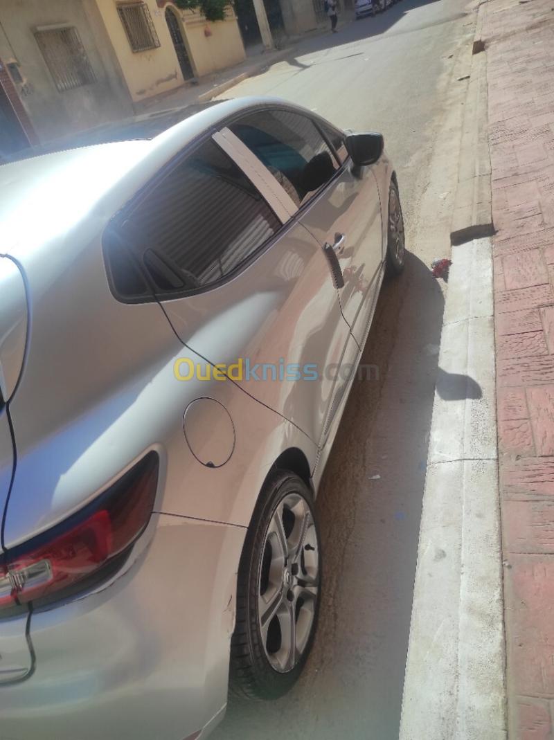 Renault Clio 4 2018 GT Line + 14