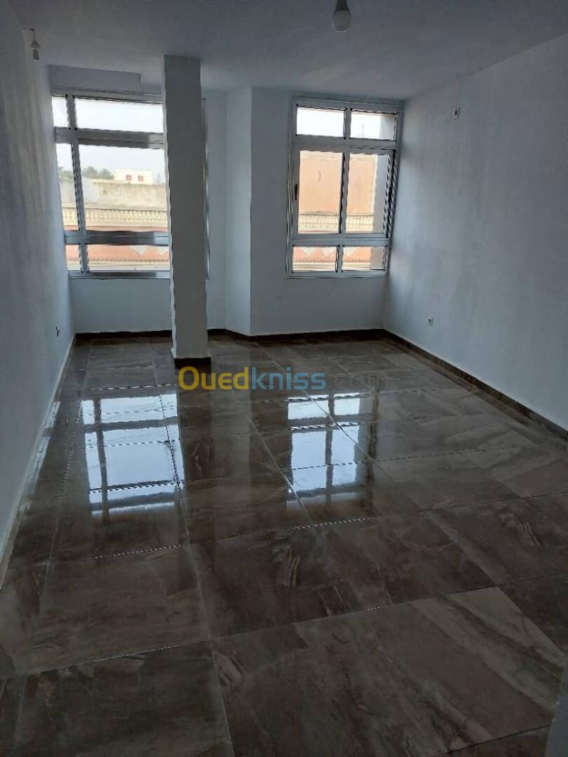 Location Appartement Niveau de villa F4 Tipaza Kolea 16