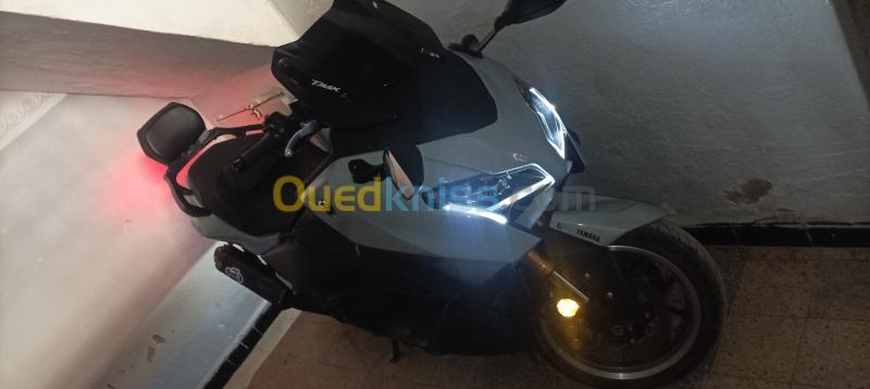 Yamaha Tmax 563 Tech max 2025 4