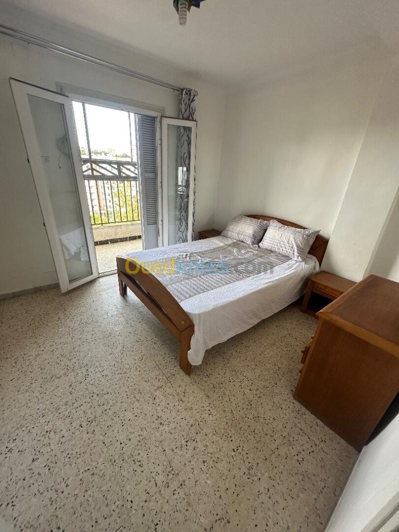 Location Appartement F4 Alger Said hamdine 13