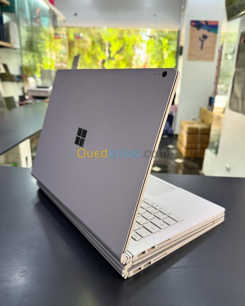 MICROSOFT SURFACEBOOK 2  Intel Core i5-8350U  6 Mo de cache,  3,60 GHz 8GB 256GB SSD 13.5 QHD+ 3K  