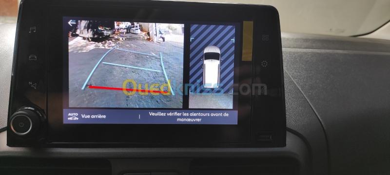  CAMERA  pour Fiat Doblo avec installation et activation androide auto 