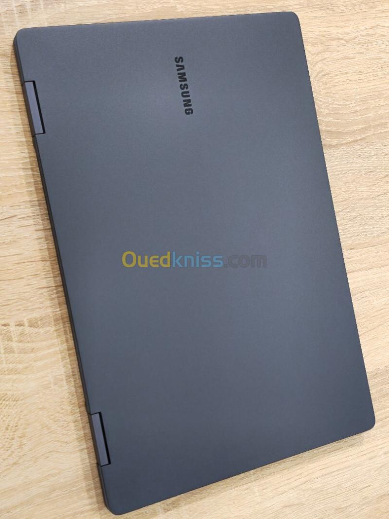 (VENDU) SAMSUNG GALAXY BOOK3 X360 2IN1 I5-1340P 16G 512G 13.3'' FHD TACTIL AMOLED + STYLET ALUMINIUM 9