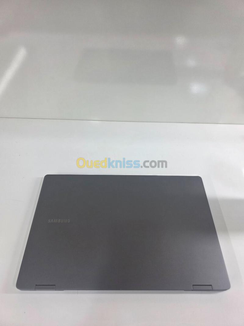 (VENDU) LAPTOP SAMSUNG GALAXY BOOK5 NP750QHA ULTRA 5 226V 16G 256G SSD INTELARC 130V 8G 15.6'' AMOLED TACTIL 360 8