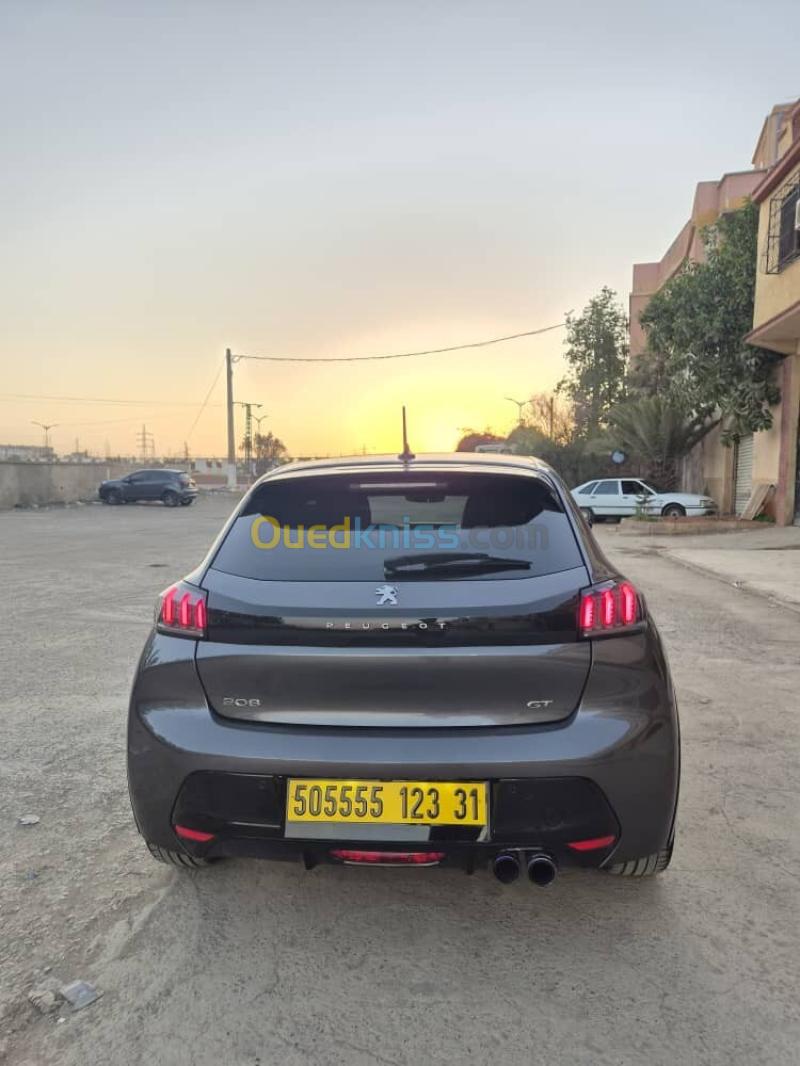 Peugeot 208 2023  4