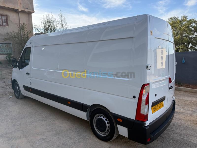 Renault Master 2025 9