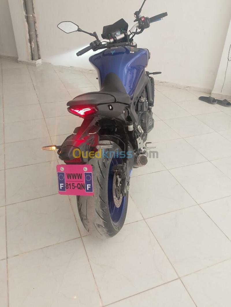 mt09 yamaha 2023 3