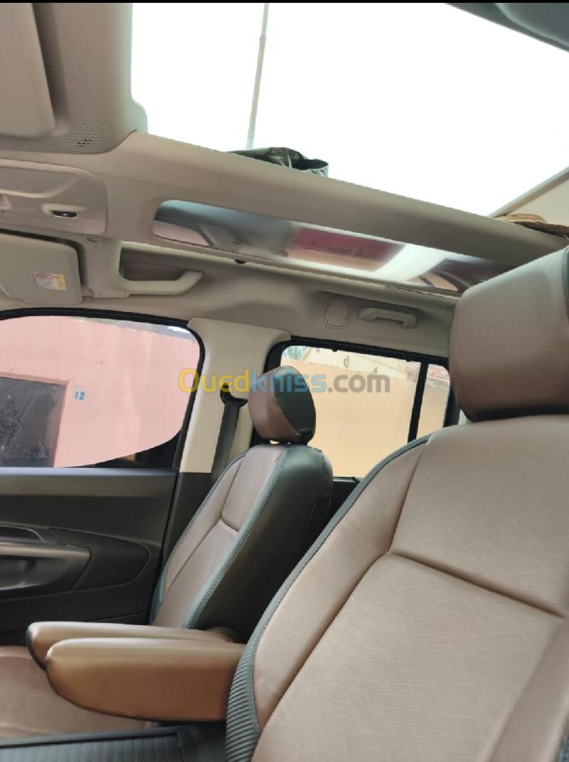 Peugeot Rifter 2023 Allure 4