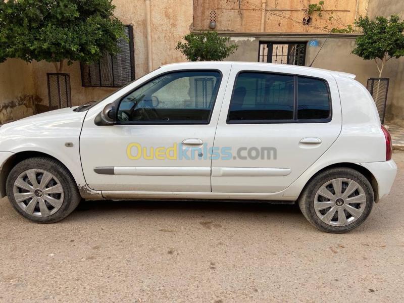 Renault Clio Campus 2013 Bye bye 4