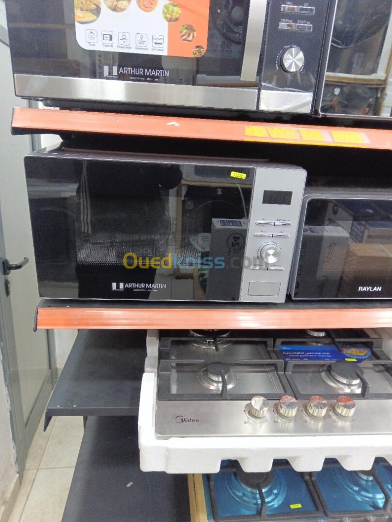 PROMO MICRO-ONDES ARTHUR MARTIN 28L AVEC GRILL GRIS INOX AVEC BOUTON ET AFFICHEUR 2