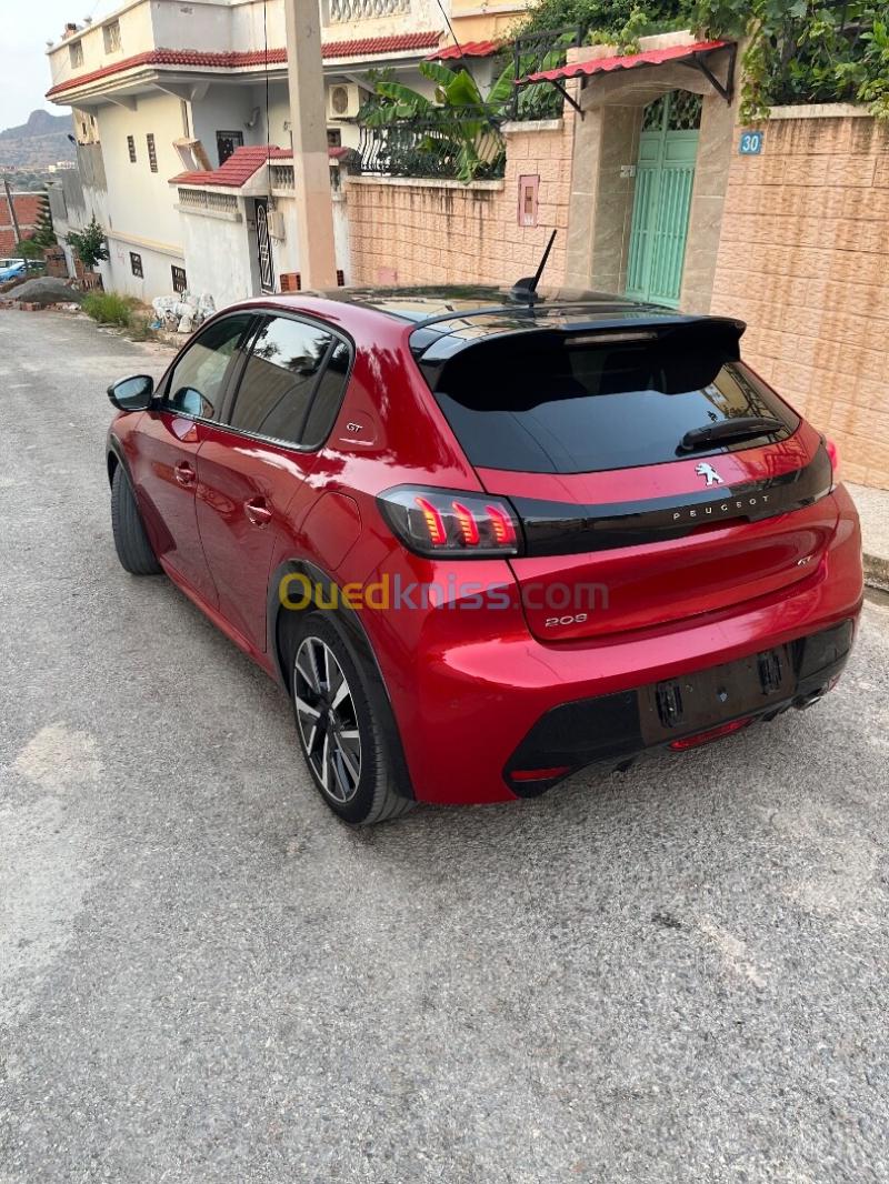 Peugeot 208 2022  4