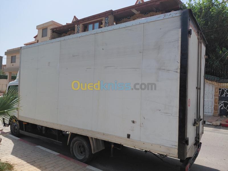 Iveco Renault Isuzu Conteneur 1922 2