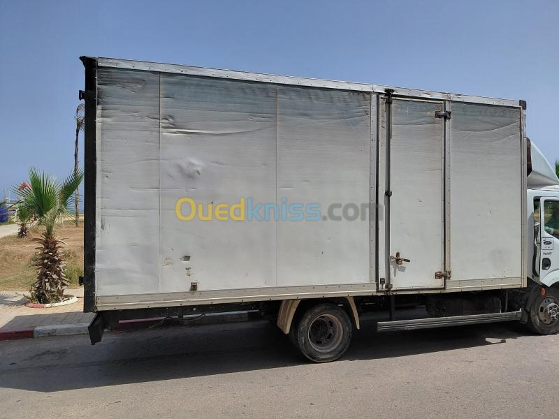 Iveco Renault Isuzu Conteneur 1922 4