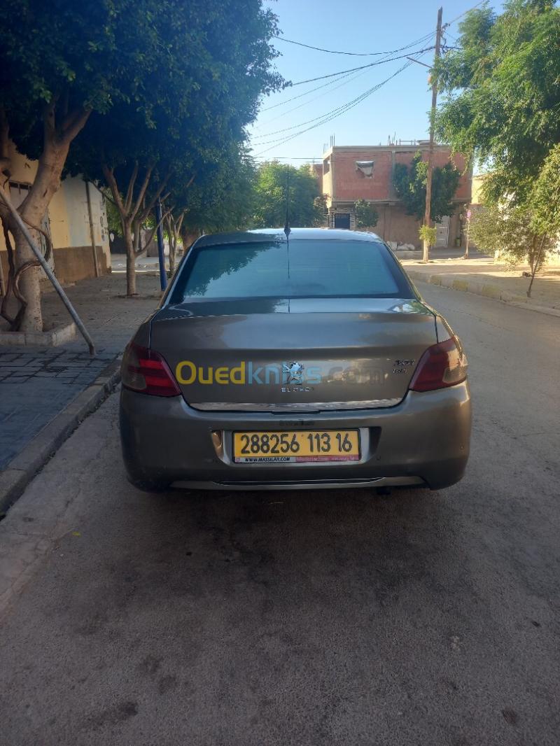 Peugeot 301 2013 Allure 9