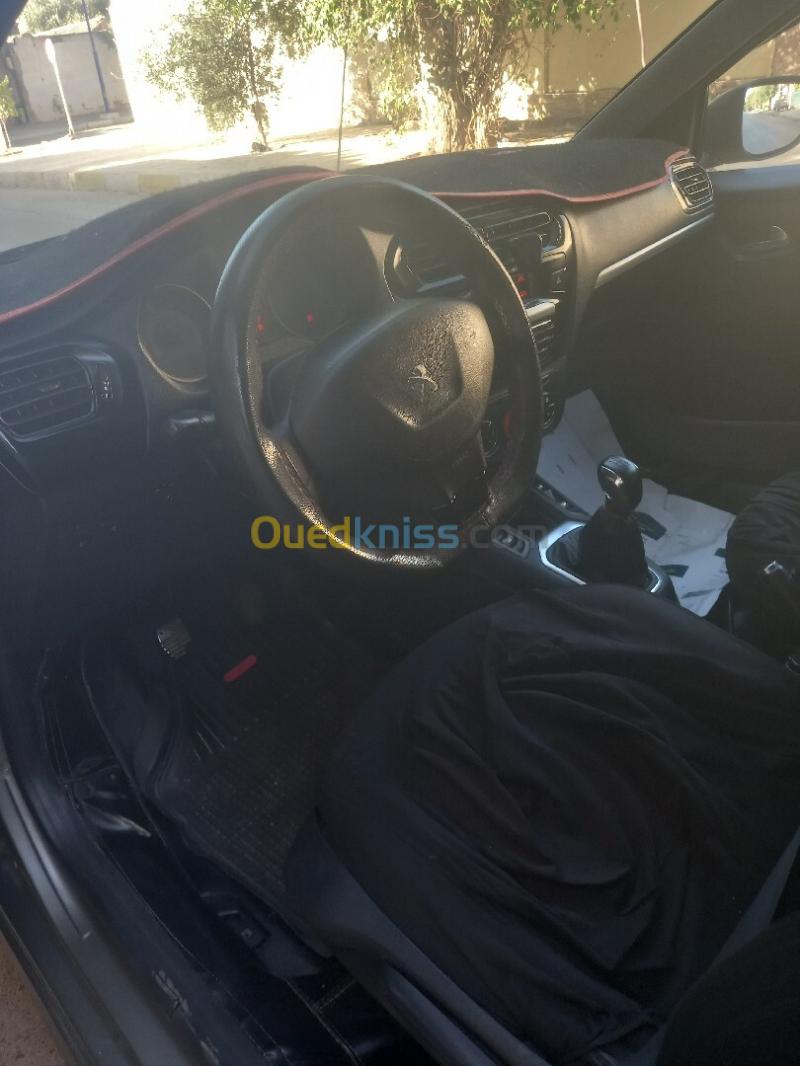 Peugeot 301 2013 Allure 6