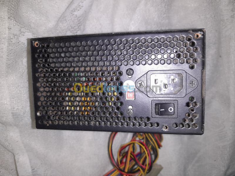 processeur i5 4460 +14g ram+carte graphique msi r7 240 +Boite d'alimentation cooler master 500 12