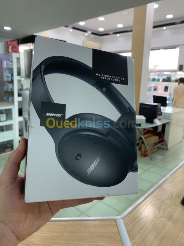   Bose QuietComfort SE headphones