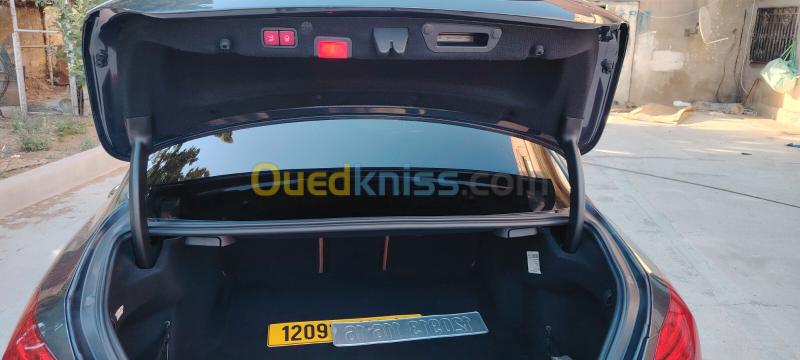 Mercedes Classe C 2016 220 Designo 3