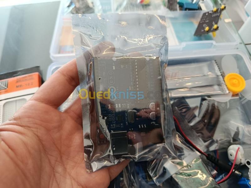 Kit d'Electronique Super Starter Elegoo (171 Pièces pour Arduino et Robotique) 3