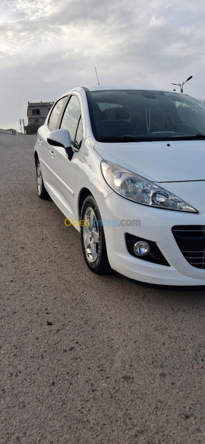 Peugeot 207 2012 Allure 7